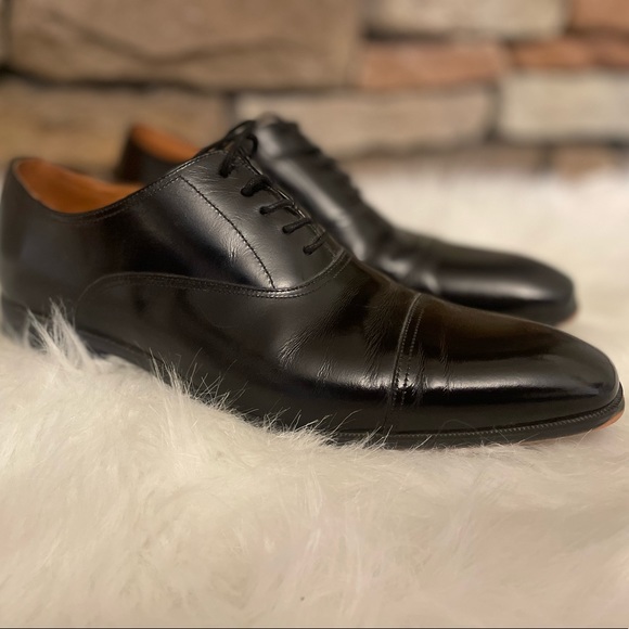 Florsheim Other - Mens Florsheim Black dress shoes. 11.5. Gently used worn a handful of times